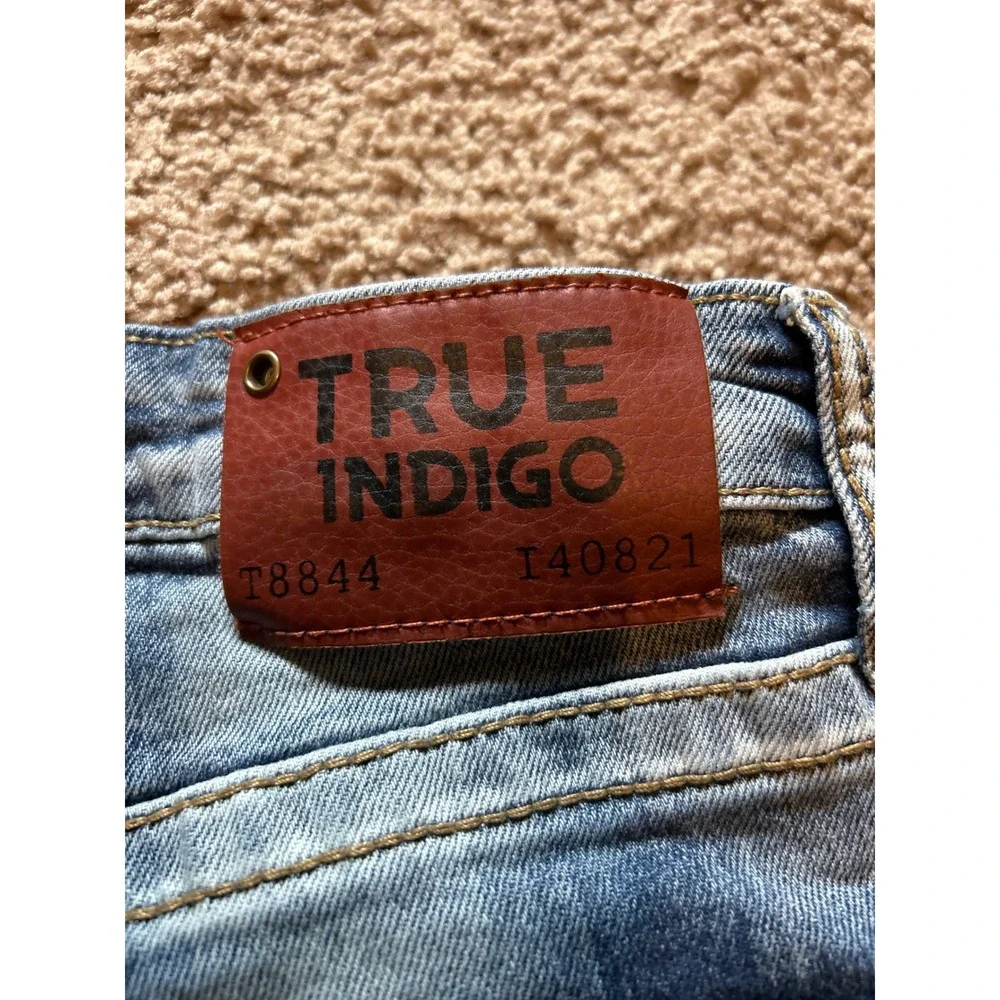 True Indigo Mens Slim Fit Light Acid Wash Embroidered Jeans 30x32  F-119